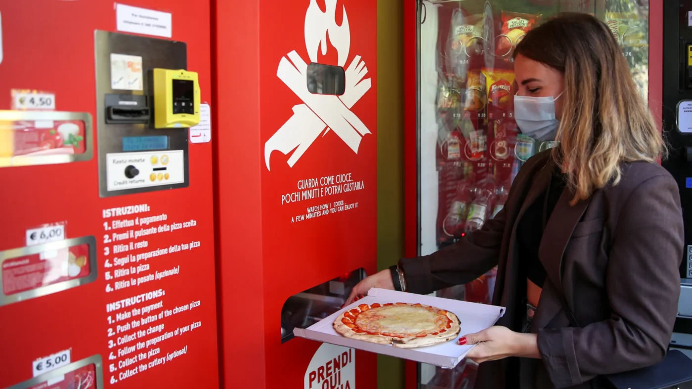 Schools Are Embracing Pizza Vending Machines in 2025